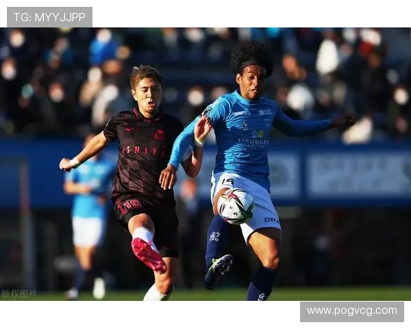 鹿岛鹿角与福冈黄蜂战成平局 碓井圣生破门舩桥佑救主